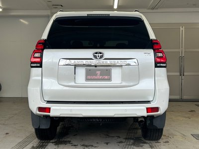 TOYOTA LAND CRUISER PRADO - 9