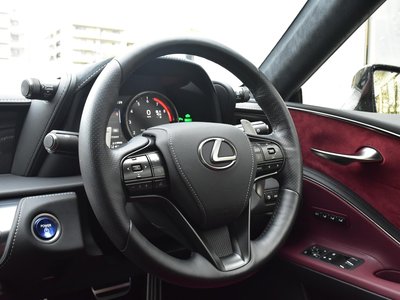 صورة مصغرة 73 لـ 2017 Lexus LC