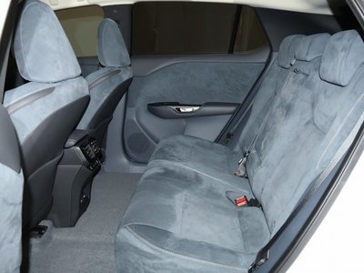 2023 Lexus RZ 照片 6