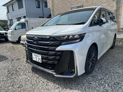 TOYOTA VELLFIRE - 1