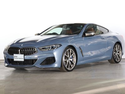 BMW 8 SERIES