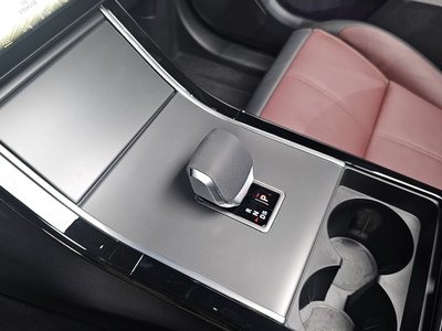 LAND ROVER RANGE ROVER VELAR - 9