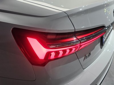 AUDI A6 - 10