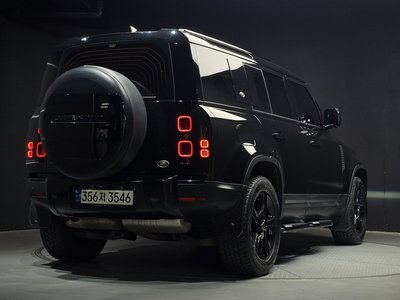 LAND ROVER DEFENDER - 3