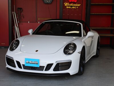 PORSCHE 911 CABRIOLET