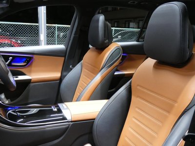 MERCEDES-BENZ GLC - 8