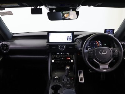 LEXUS IS - 4