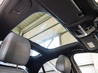 MERCEDES-BENZ E-CLASS - 5