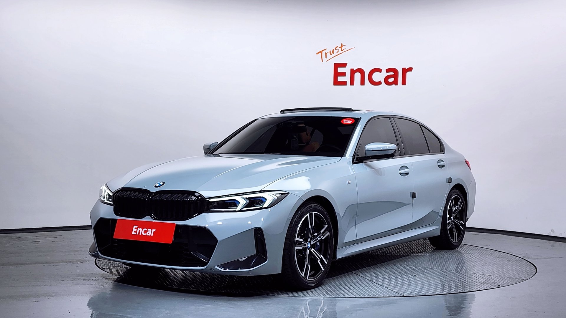 BMW 3 SERIES - View 1