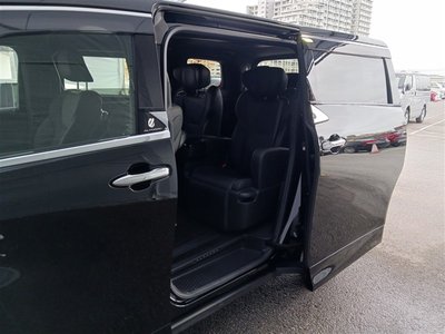 TOYOTA ALPHARD - 4