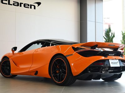 MCLAREN 720S - 4