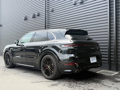 PORSCHE CAYENNE - 10