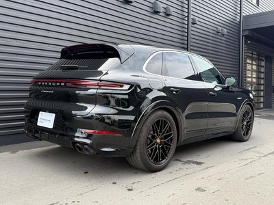 PORSCHE CAYENNE - 8