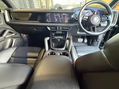 PORSCHE CAYENNE - 2