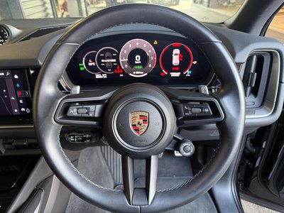 PORSCHE CAYENNE - 3