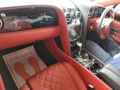 BENTLEY FLYING SPUR - 3