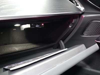 2025 Mercedes-BENZ E-CLASS — миниатюра 35