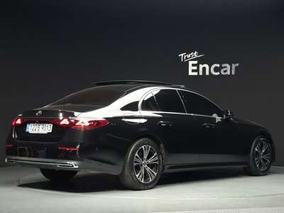 صورة 3 لـ 2025 Mercedes-BENZ E-CLASS