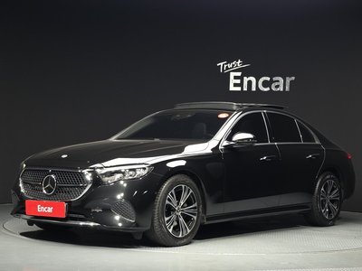 صورة 1 لـ 2025 Mercedes-BENZ E-CLASS