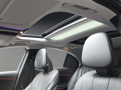 2025 Mercedes-BENZ E-CLASS — миниатюра 28
