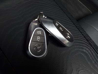 2025 Mercedes-BENZ E-CLASS — миниатюра 31