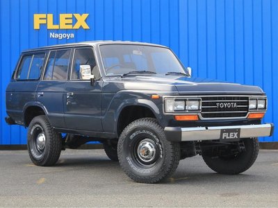 TOYOTA LAND CRUISER 60 - 3