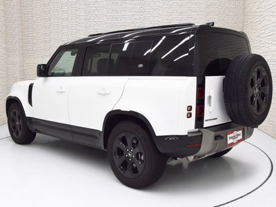 LAND ROVER DEFENDER - 2