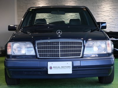 MERCEDES-BENZ E-CLASS - 3