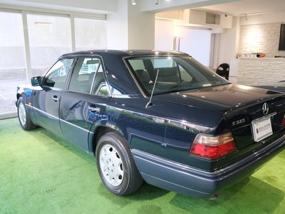 MERCEDES-BENZ E-CLASS - 5