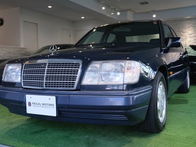 MERCEDES-BENZ E-CLASS - 4