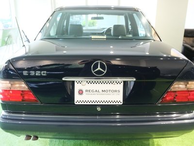 MERCEDES-BENZ E-CLASS - 6