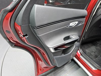 2024 Genesis GV70 thumbnail 15