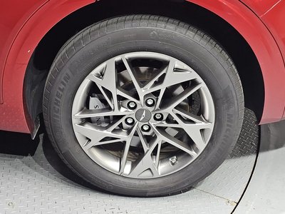 صورة 8 لـ 2024 Genesis GV70