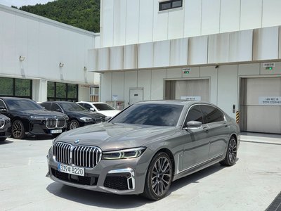 2021 BMW 7 SERIES photo 1