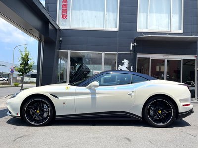 FERRARI CALIFORNIA - 9