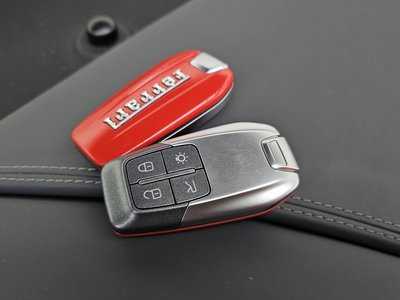2017 FERRARI 488 GTB — миниатюра 19