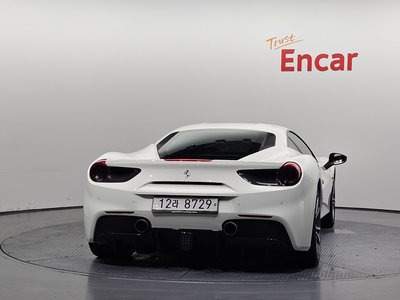2017 FERRARI 488 GTB photo 3