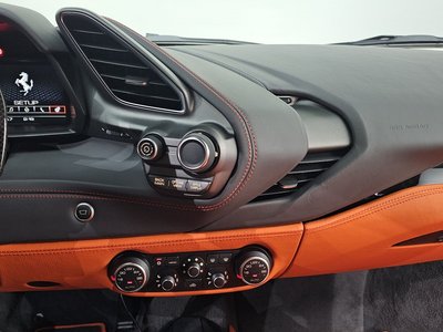 2017 FERRARI 488 GTB — миниатюра 14