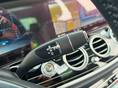 2018 Mercedes-BENZ E-CLASS photo 10