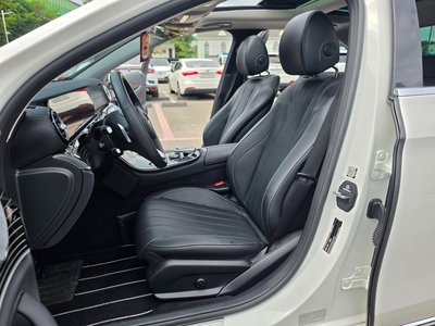 2018 Mercedes-BENZ E-CLASS 缩略图 16