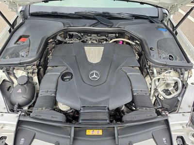 2018 Mercedes-BENZ E-CLASS photo 7