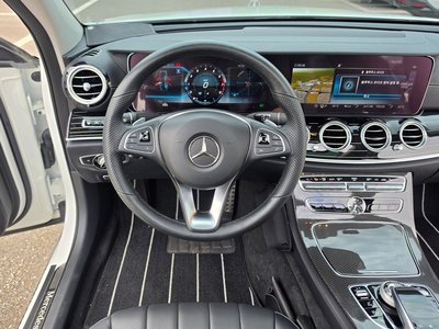 2018 Mercedes-BENZ E-CLASS photo 9