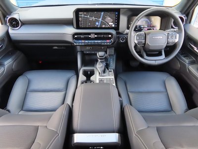 TOYOTA LAND CRUISER 250 - 2