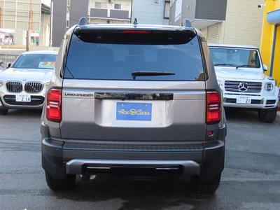 TOYOTA LAND CRUISER 250 - 8