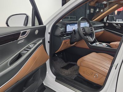 صورة مصغرة 13 لـ 2025 Genesis GV80