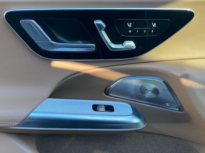 MERCEDES-BENZ E-CLASS - 10