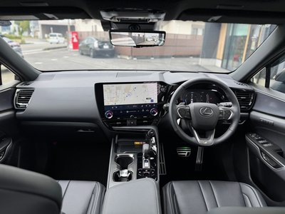 2026 Lexus NX — миниатюра 17