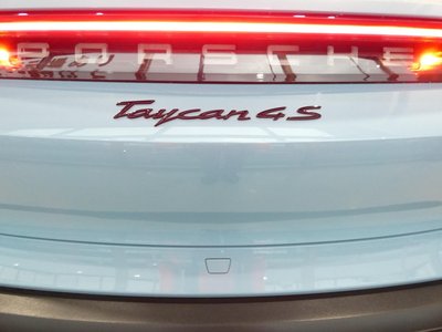 صورة مصغرة 68 لـ 2021 Porsche TAYCAN