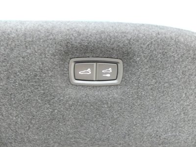 صورة مصغرة 63 لـ 2021 Porsche TAYCAN