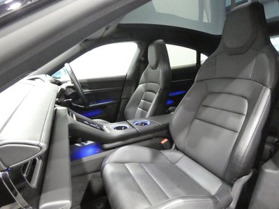 صورة مصغرة 56 لـ 2021 Porsche TAYCAN
